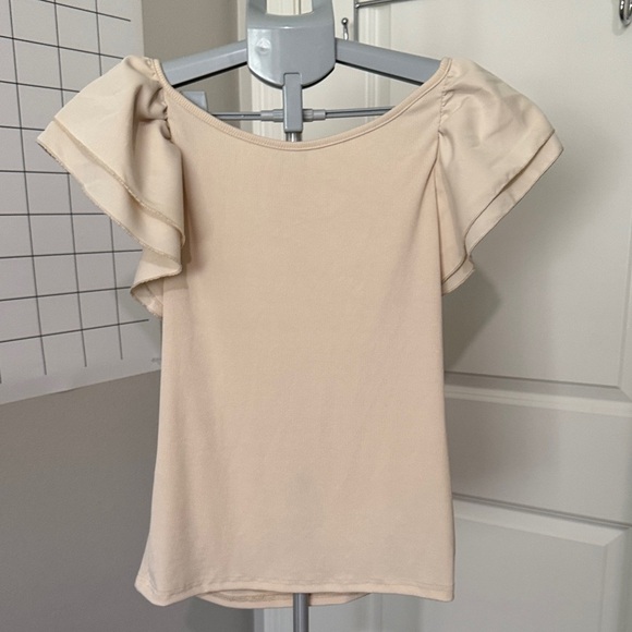 Bundle of 3 Women's Flutter Sleeve Blouses - Beige and Sage and green - Picture 4 of 10